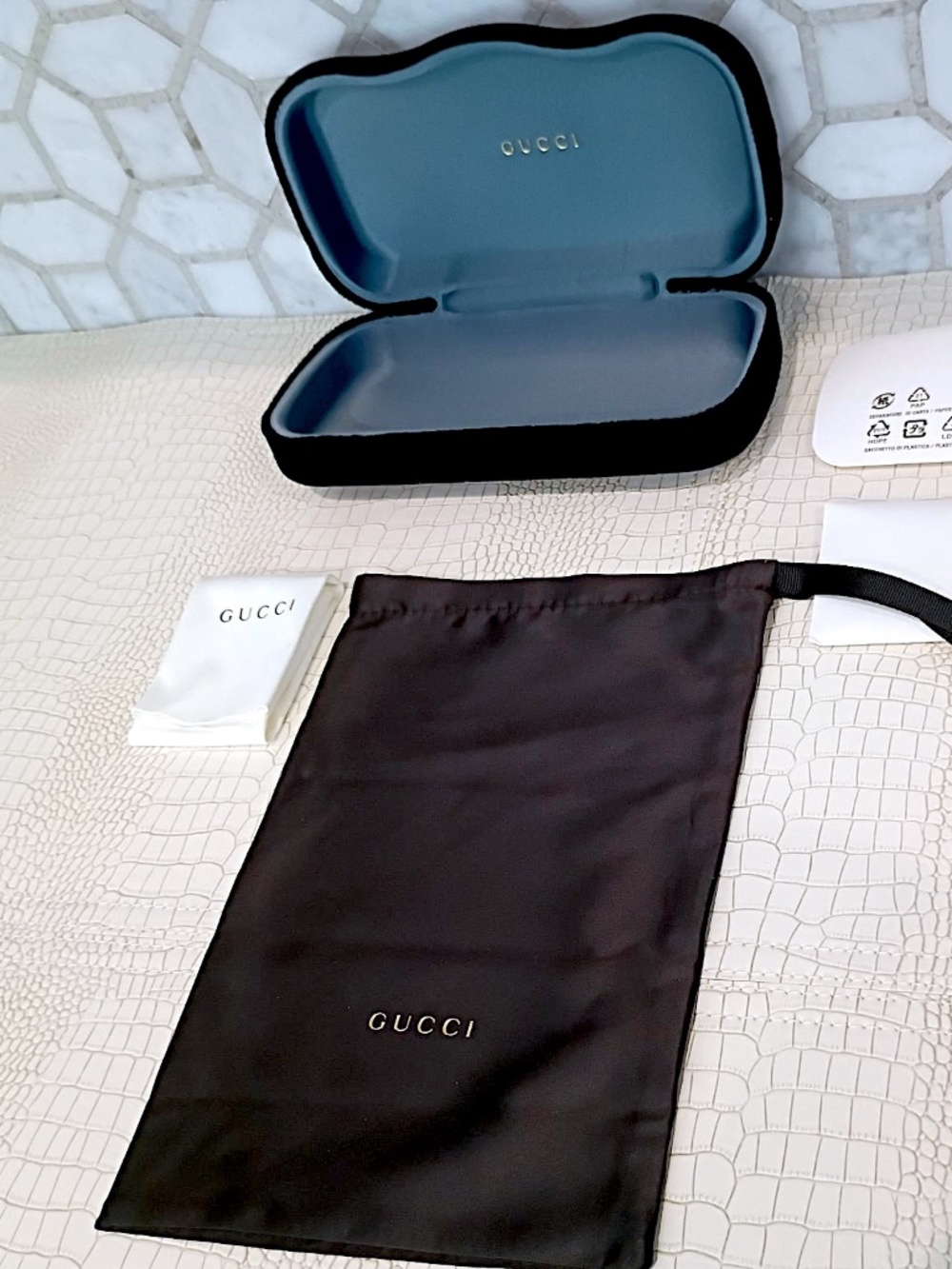 Rare Brand New Jumbo Size Black Velvet Sunglass Case w/ Pouch and Cloth - Picture 3 of 16